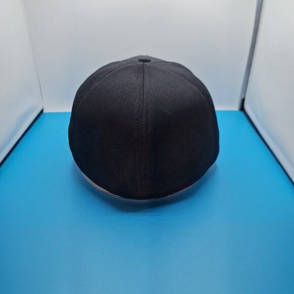 Titleist Golf Baseball Cap Hat M/L Black Fitted Stretch Fit Cragun's Legacy - Picture 4 of 7